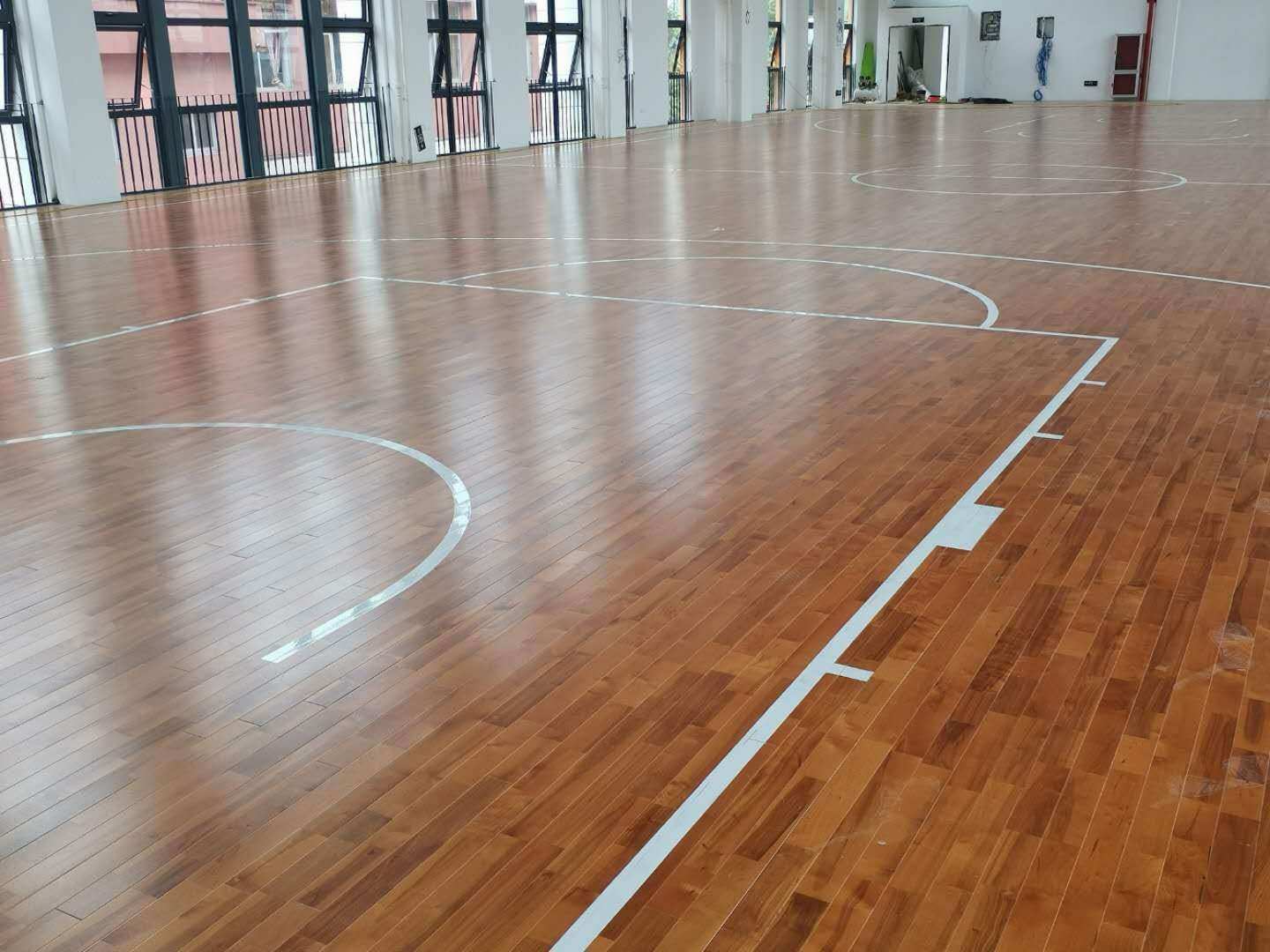 体育篮球场馆木地板