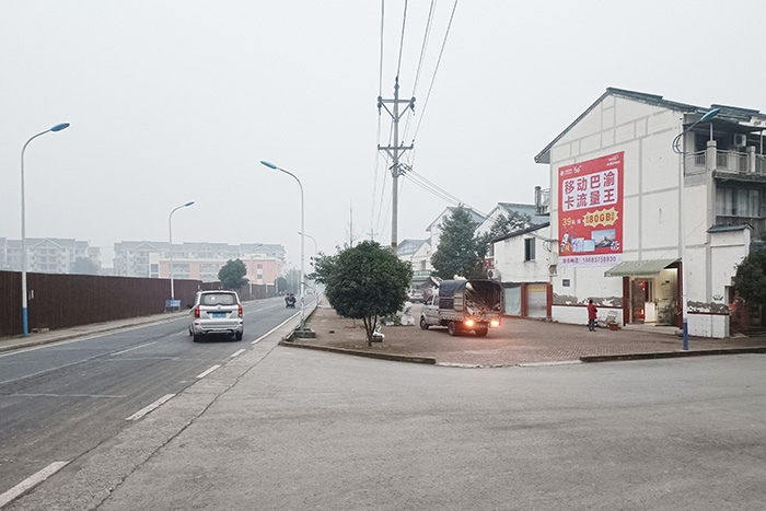 成都高空墙壁喷绘怎么画,喷绘