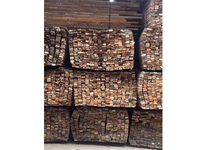 建筑材料木方模板供应-提供河北**好的木方模板回收