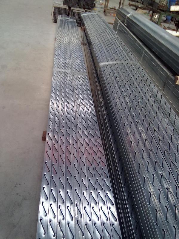 专业生产锌钢护栏自动冲床厂