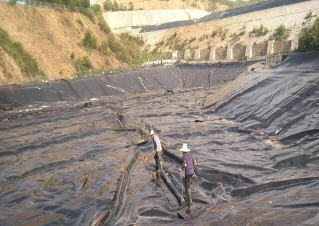 乐山复合防渗膜厂家 复合土工膜 施工速度快