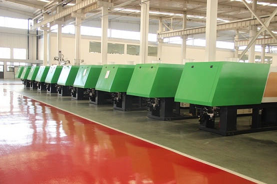 拼装悬浮地板生产线机器设备悬浮地板生产设备厂家