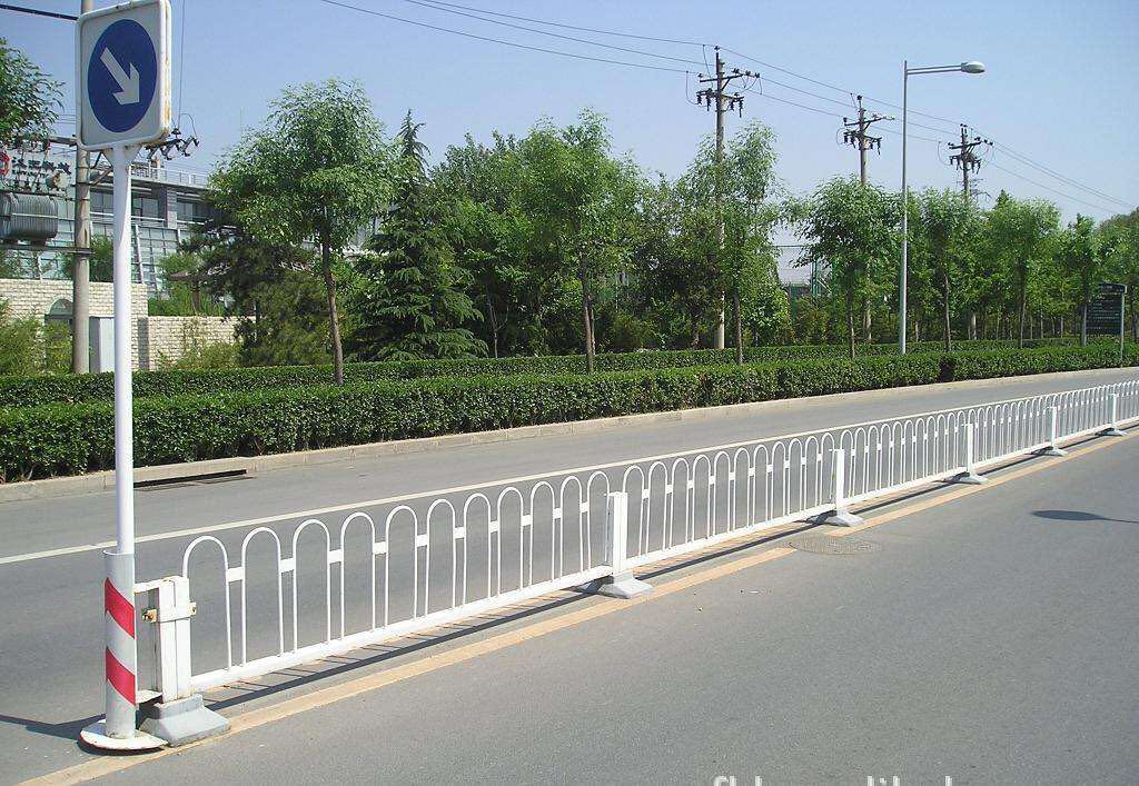 京式公路护栏