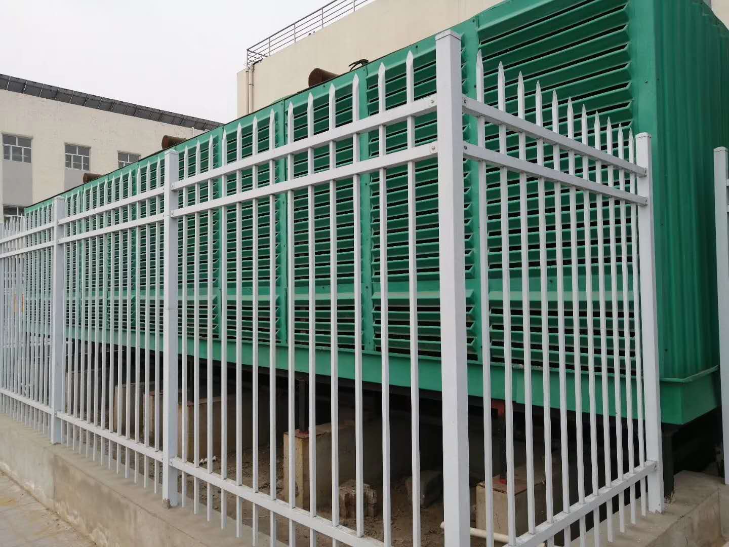 生产锌钢护栏厂家