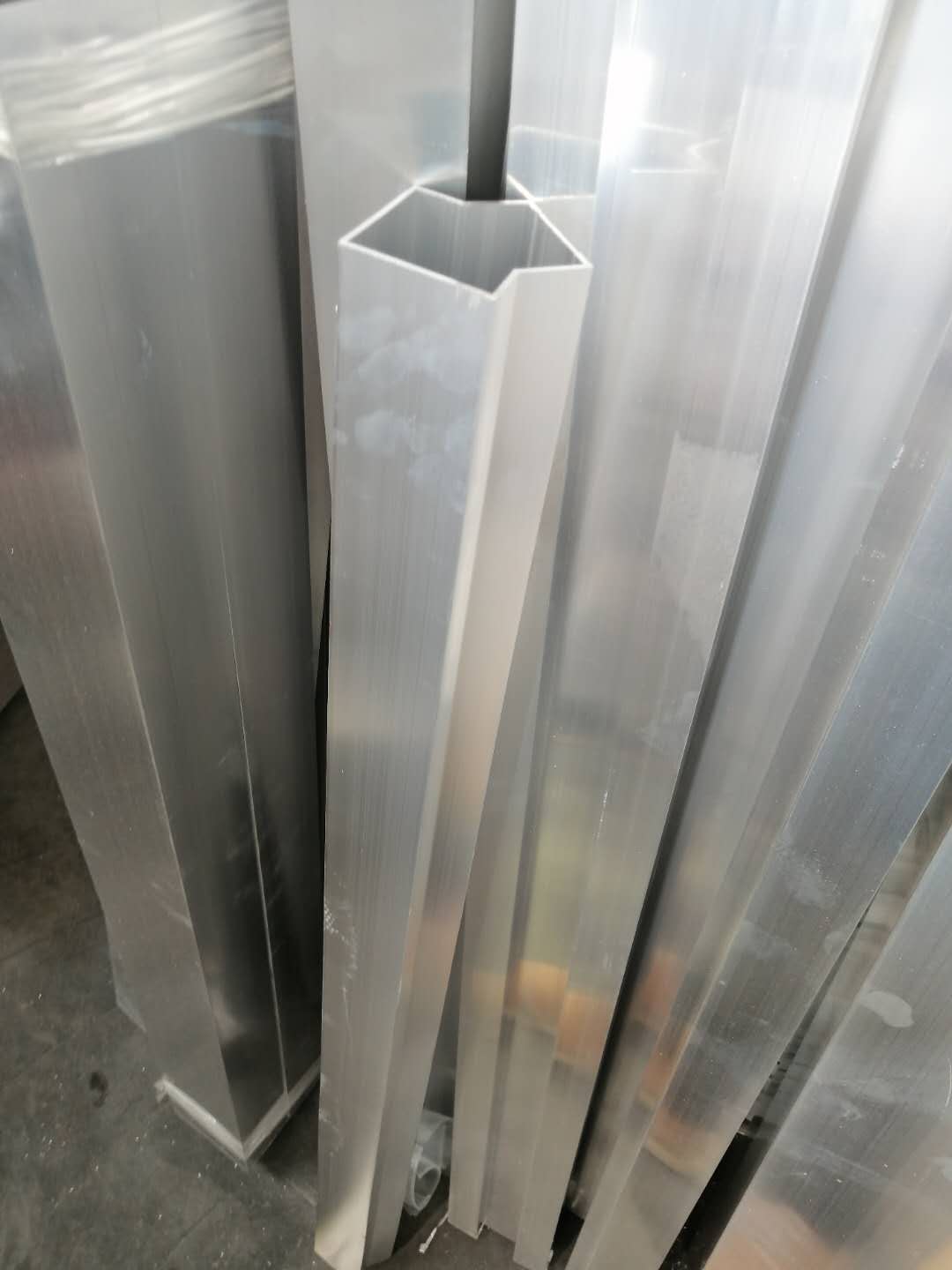 延安格栅铝方管 易于保养 质量稳