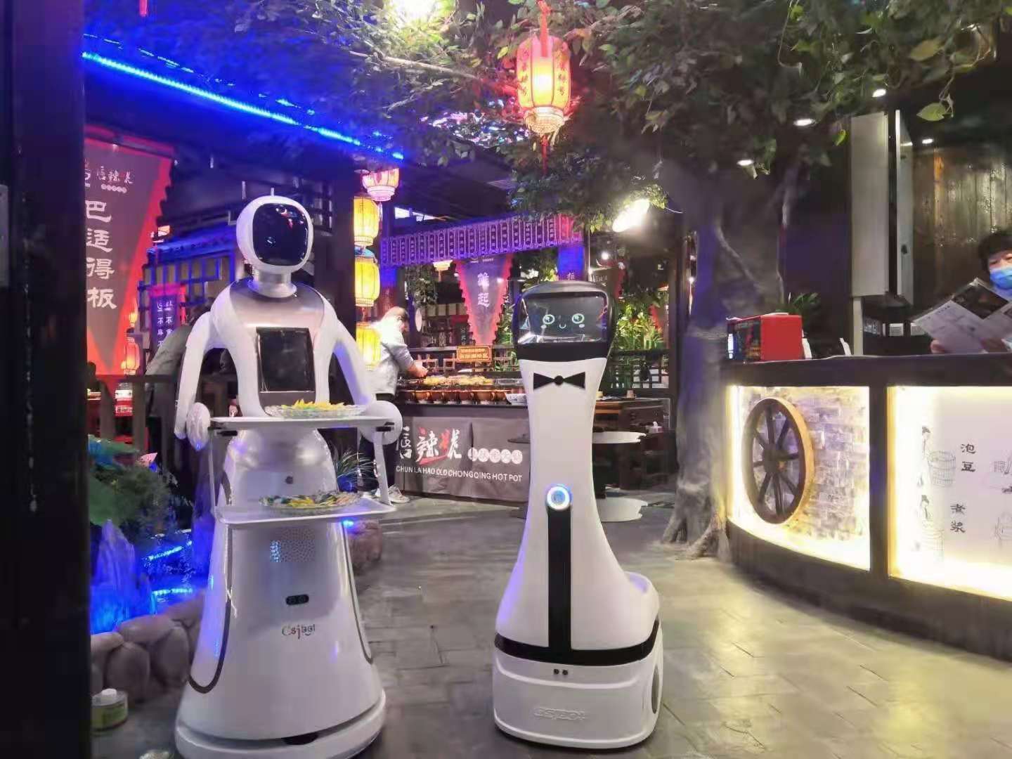 海西餐饮送餐机器人