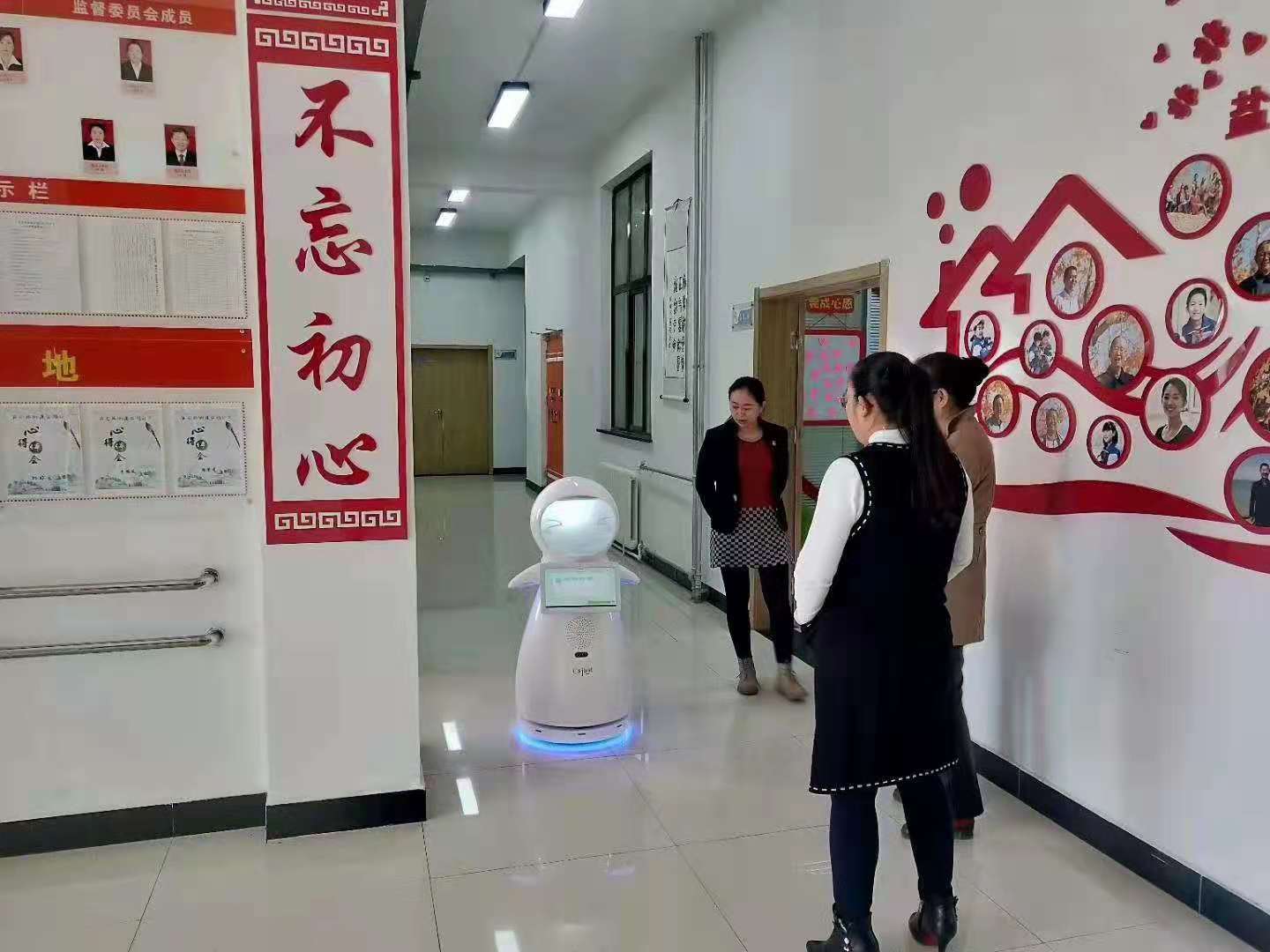 宿州政务机器人 传感交互 引导接待服务