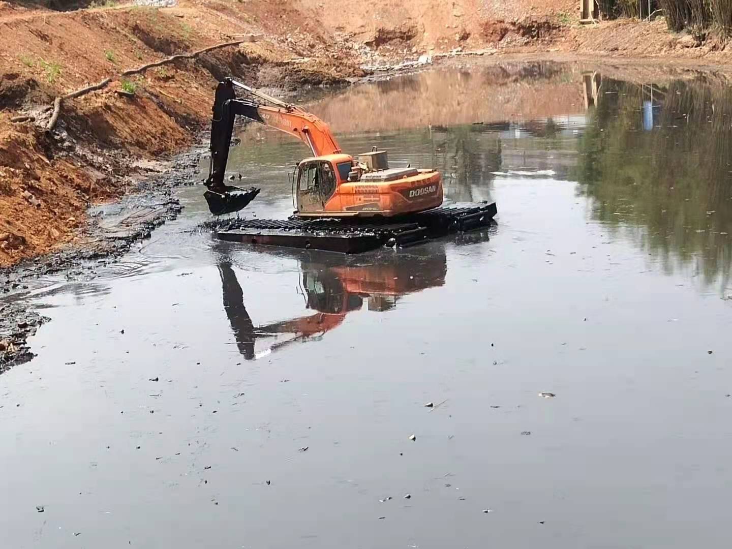 鄂州承接河道清淤工程