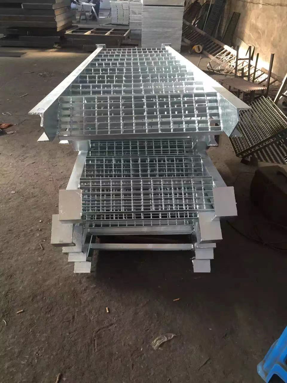 阜阳钢梯踏步板厂