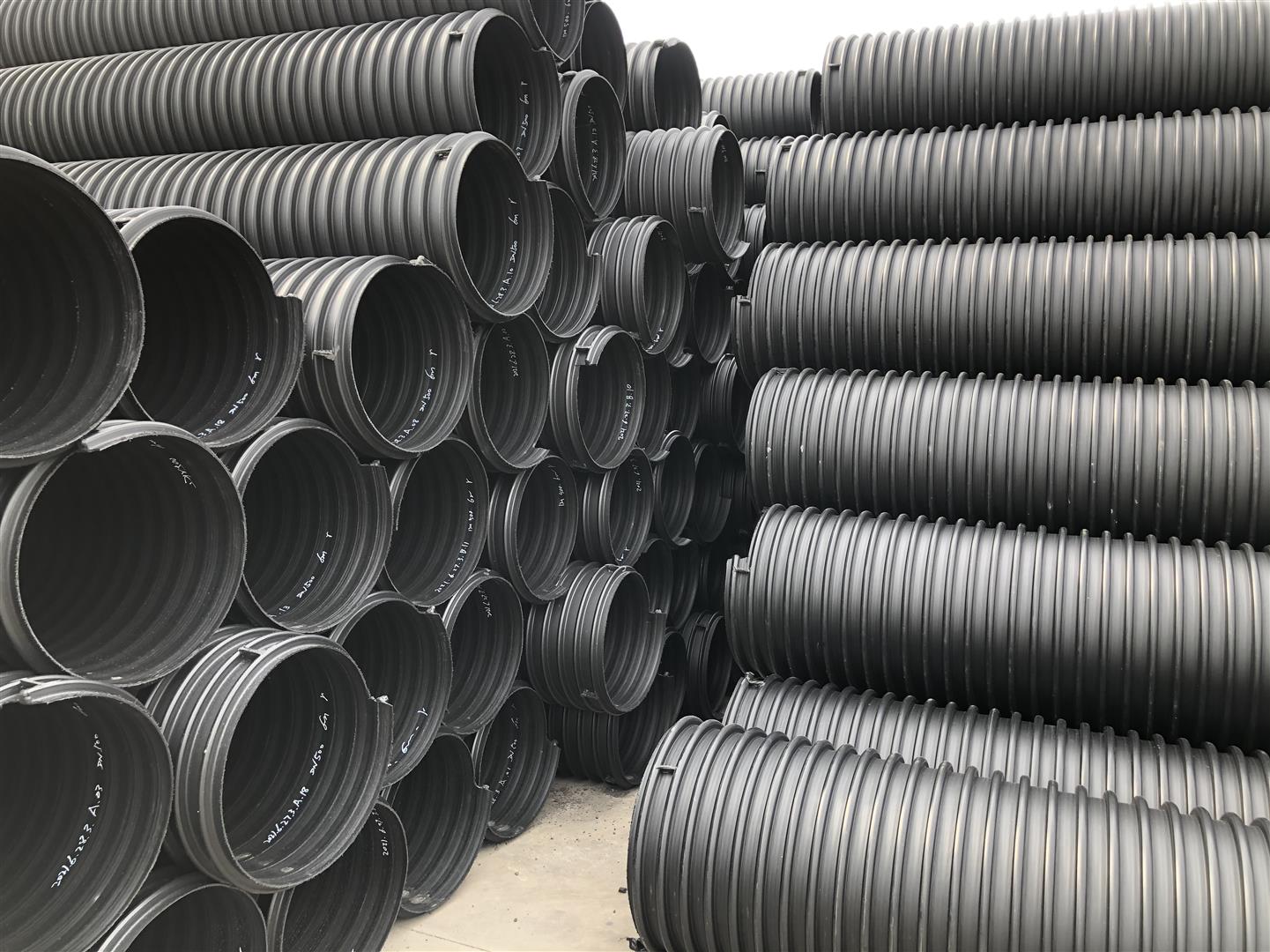 枣庄高分子量加筋聚乙烯钢丝复合管供应商 塑料管材