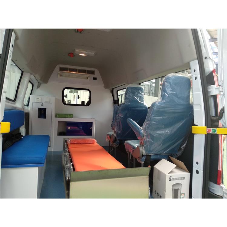 青岛长途运送病人费用 长途救护车出租 收费透明