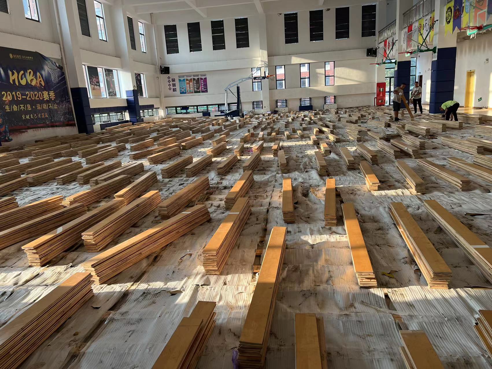 青海回收体育木地板