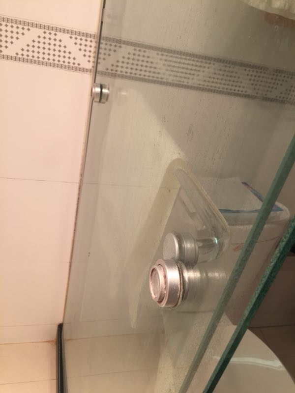 上海IDEAL理想淋浴房维修、淋浴房玻璃轨道轮维修