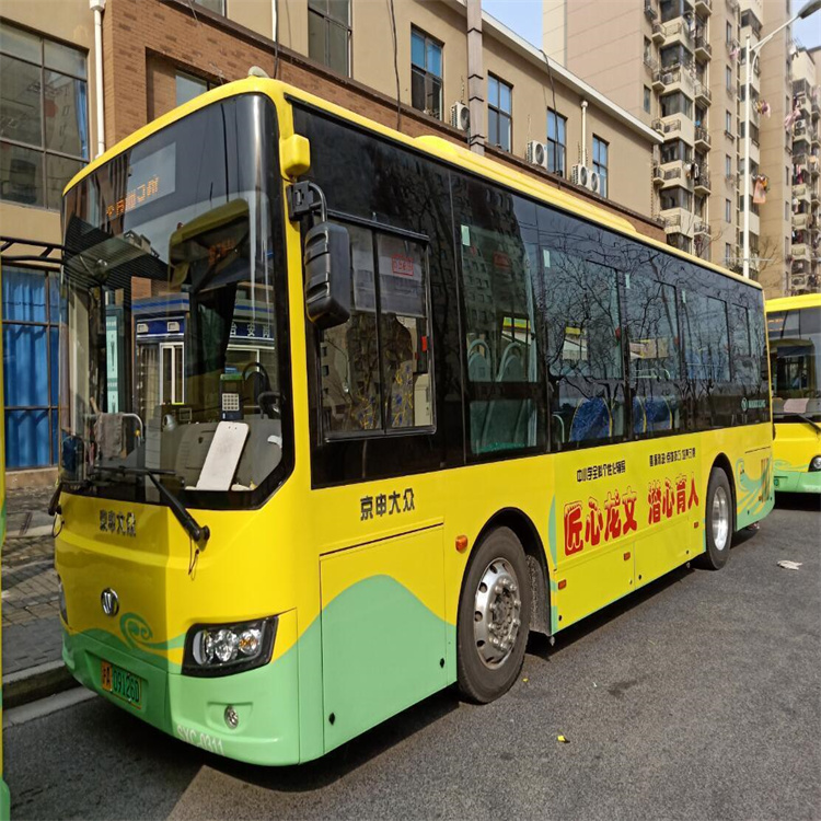 上海公交车身广告厂家