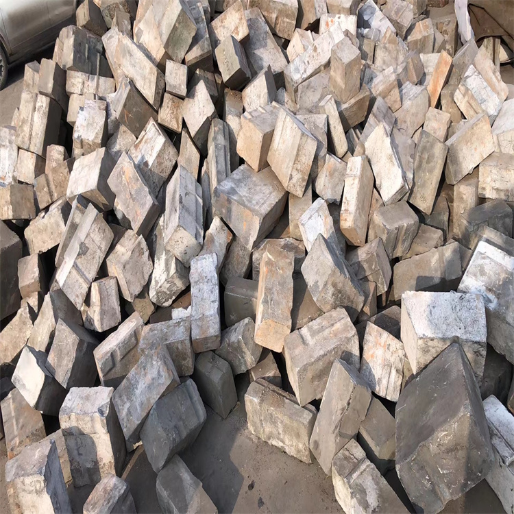 现款交易 回收范围广泛 邵阳回收废碳化硅结合氮化硅砖