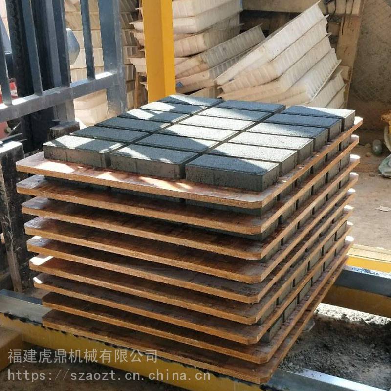 水泥仿石砖小型液压砖机价格 静压砖机生产厂家定制