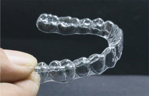 深圳义齿工厂牙模年产能2000万个，隐形矫公司3D打印